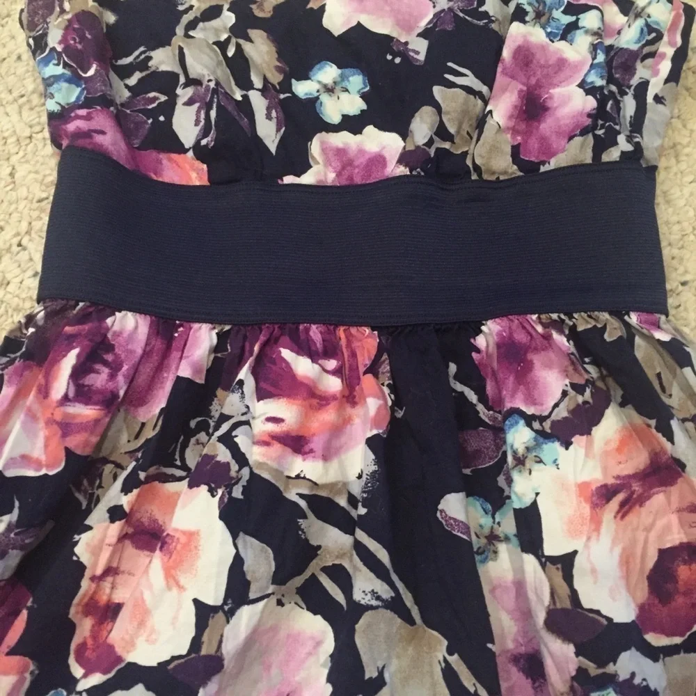 Charlotte Russe floral dress size S beautiful